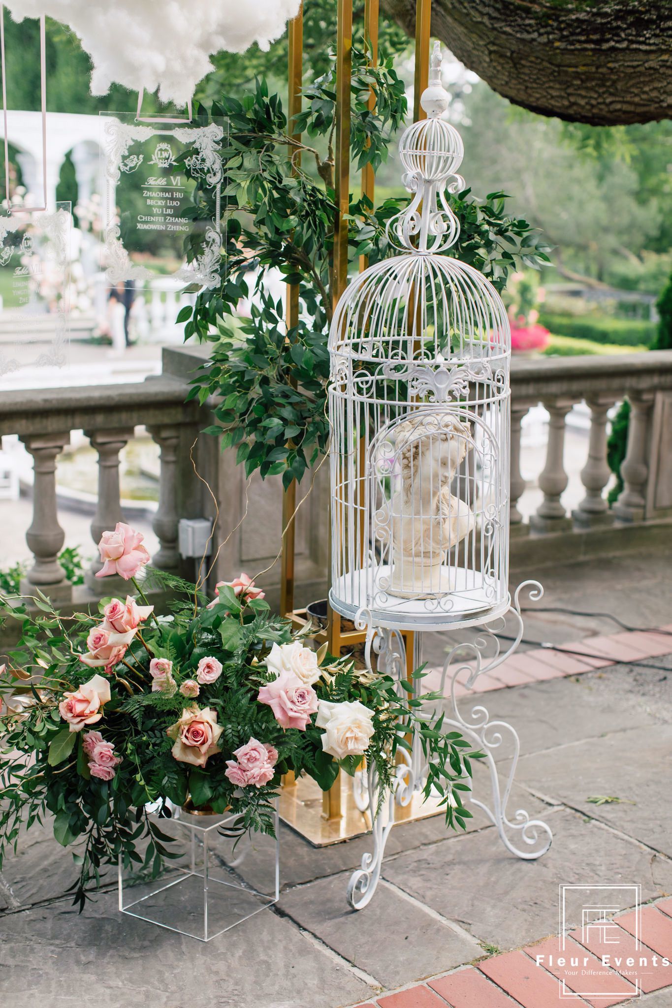 Fleurweddings-Wedluxe-graydon-hall-manor-yukizhou3