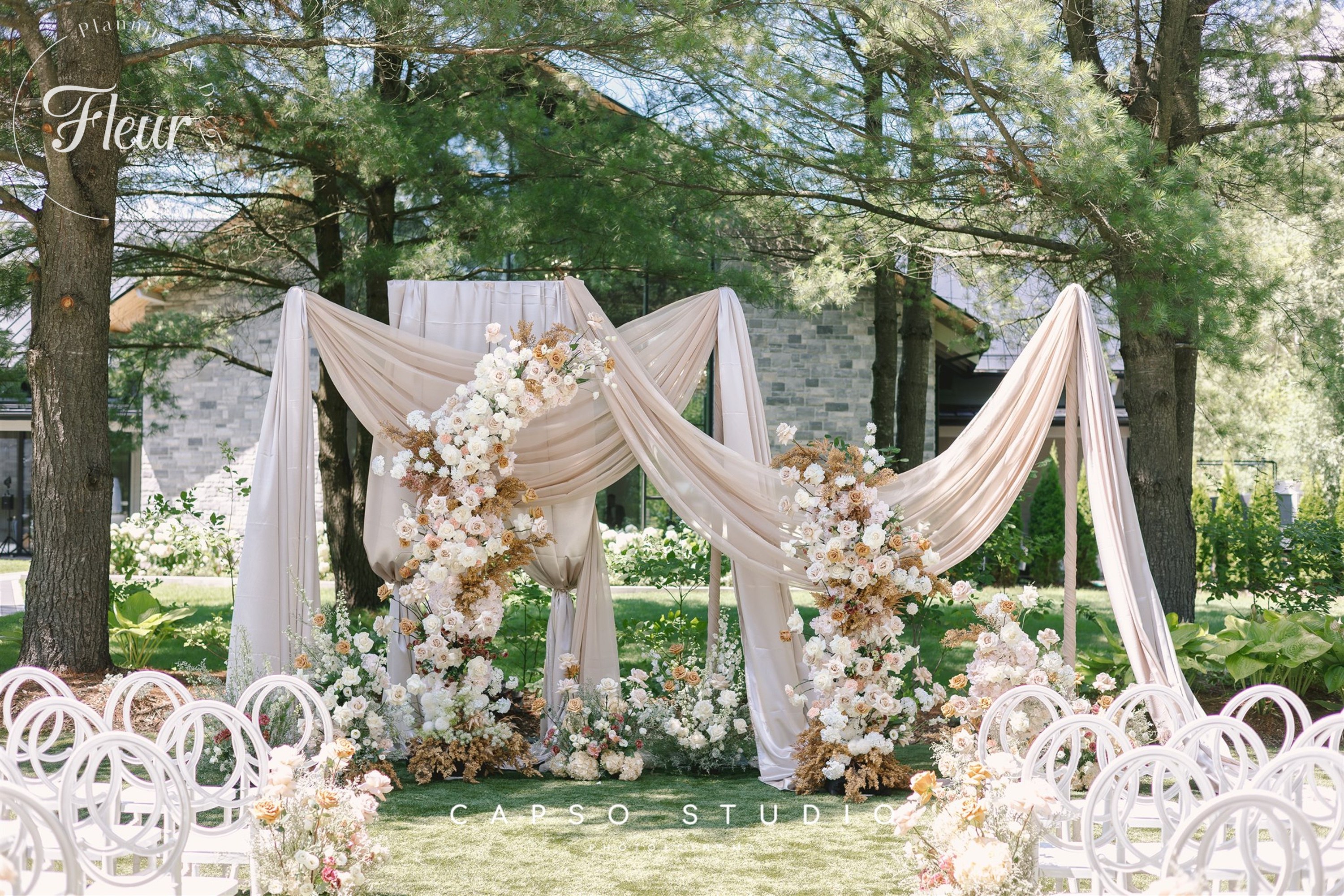fleurweddings_QueenieRonald_threefeathersterrace11