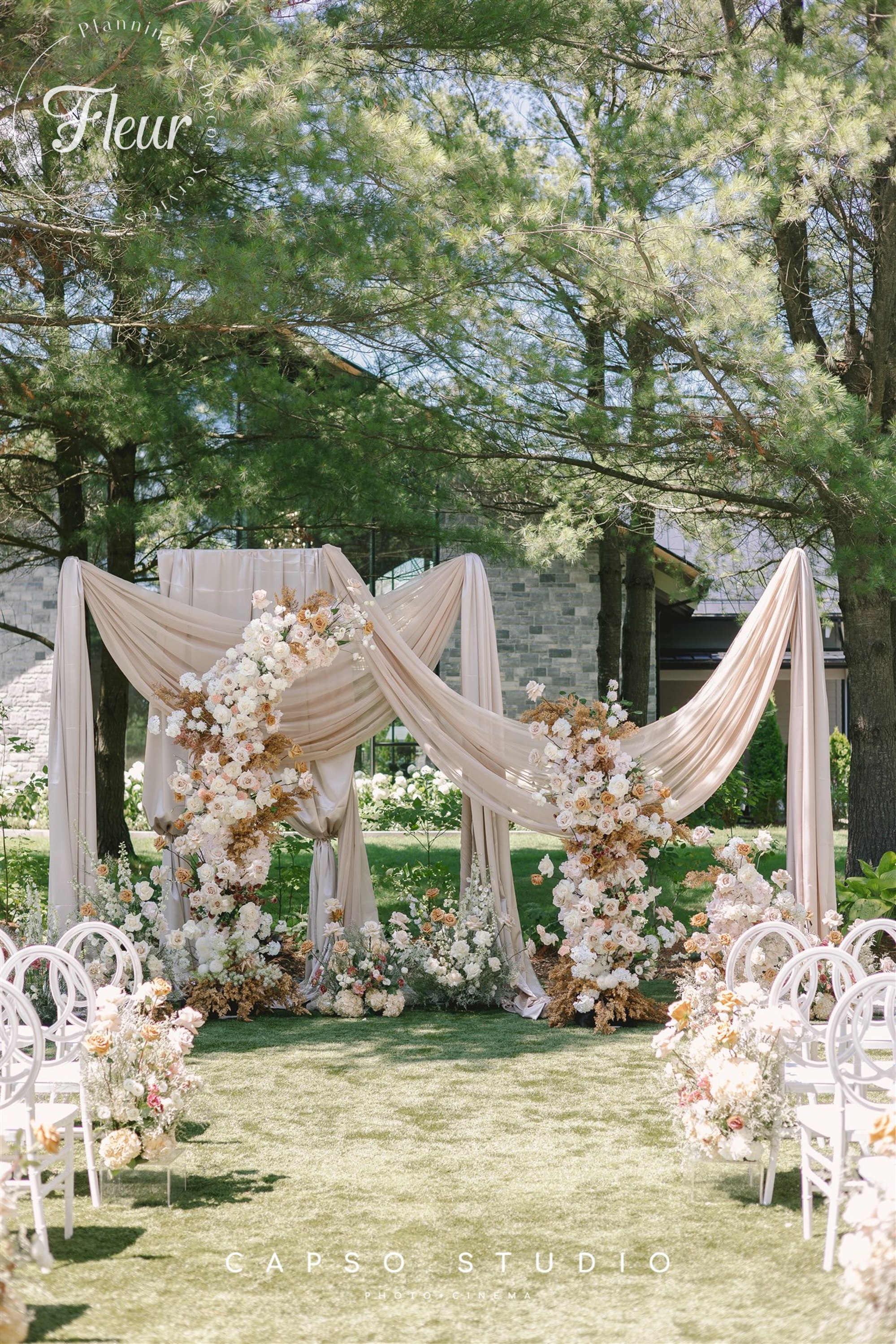 fleurweddings_QueenieRonald_threefeathersterrace12