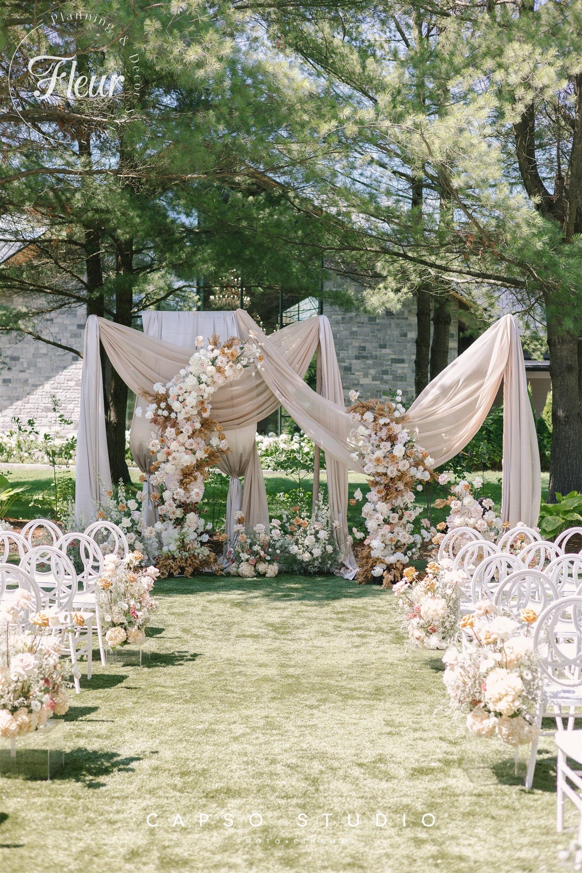 fleurweddings_QueenieRonald_threefeathersterrace16