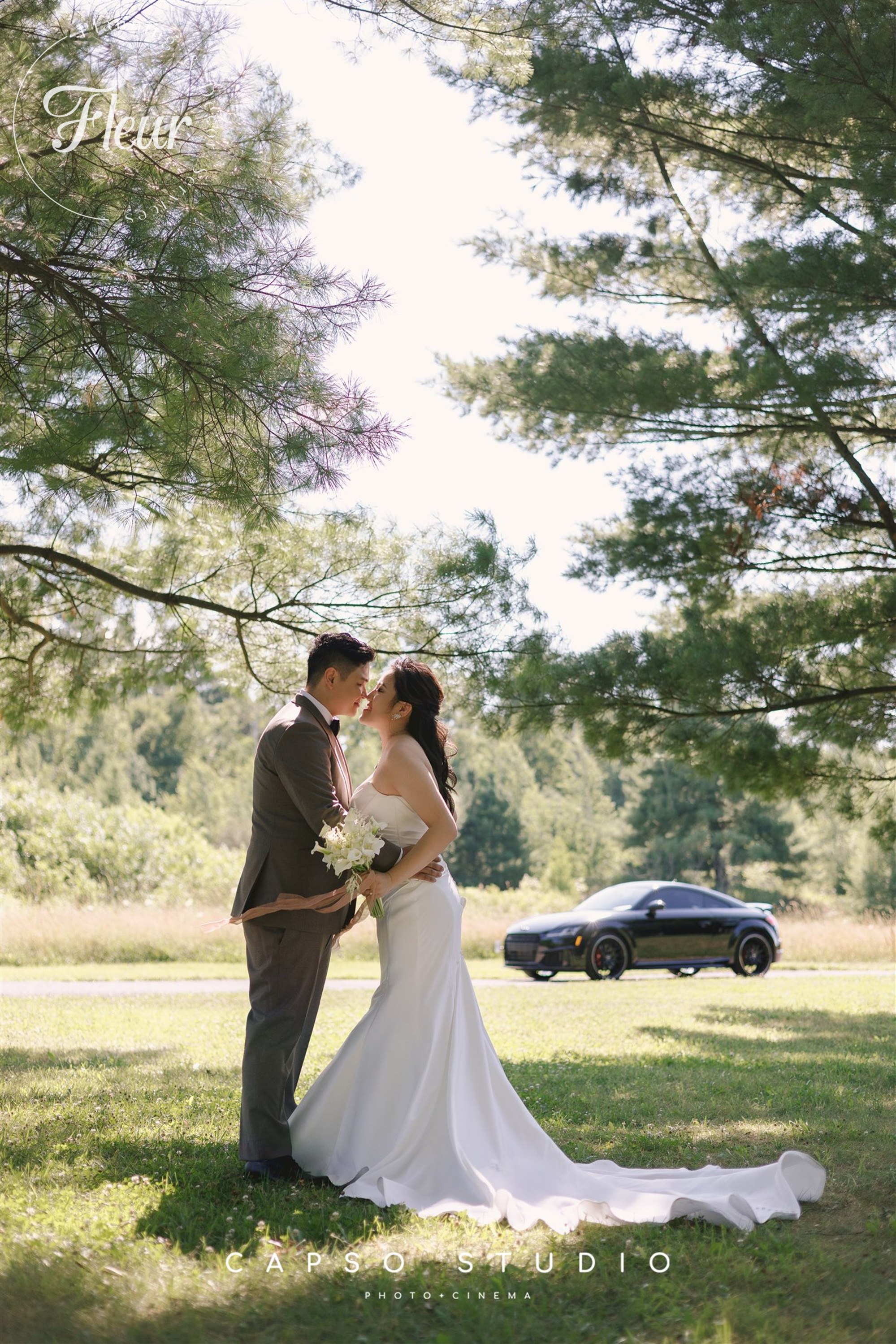 fleurweddings_QueenieRonald_threefeathersterrace27
