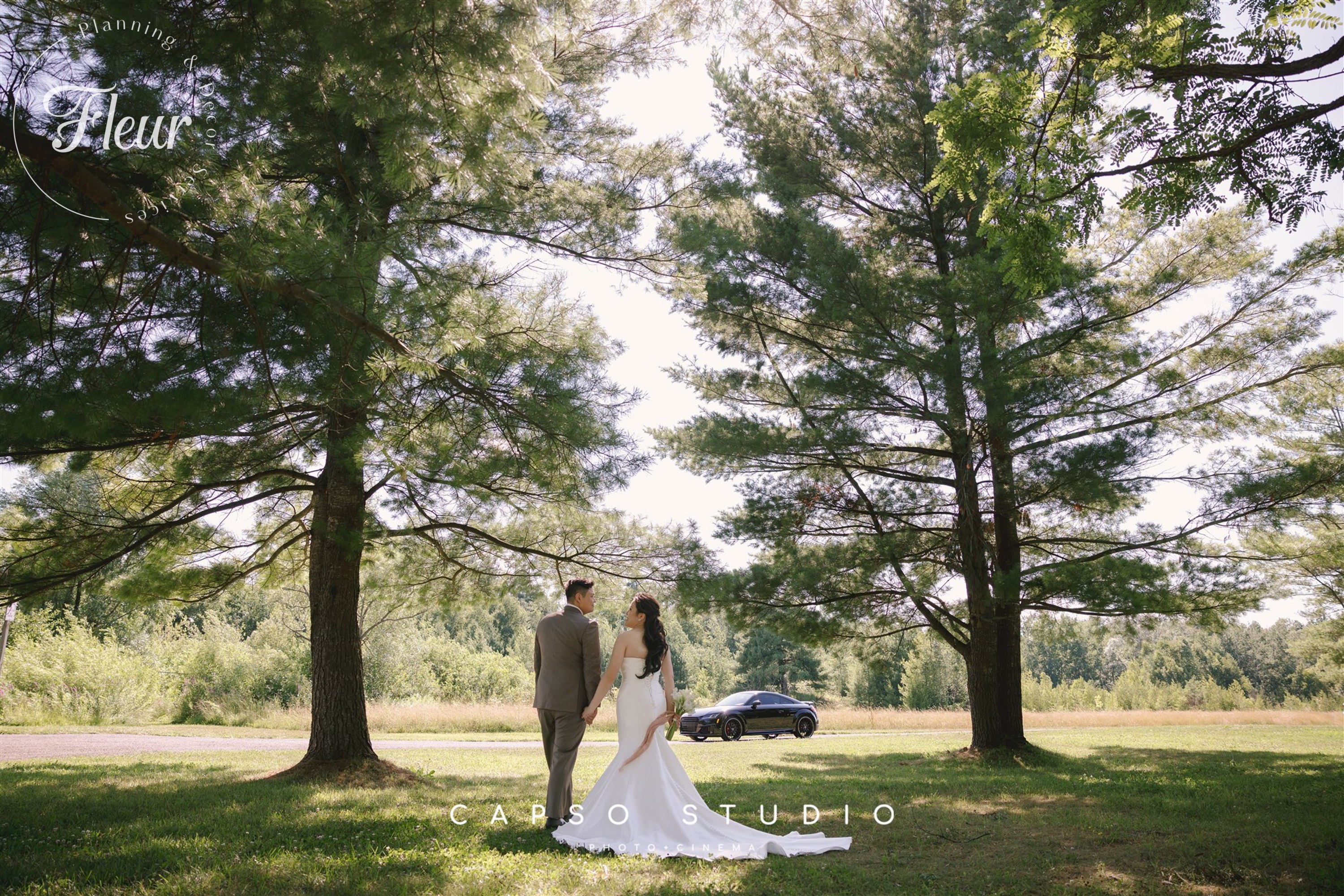 fleurweddings_QueenieRonald_threefeathersterrace28