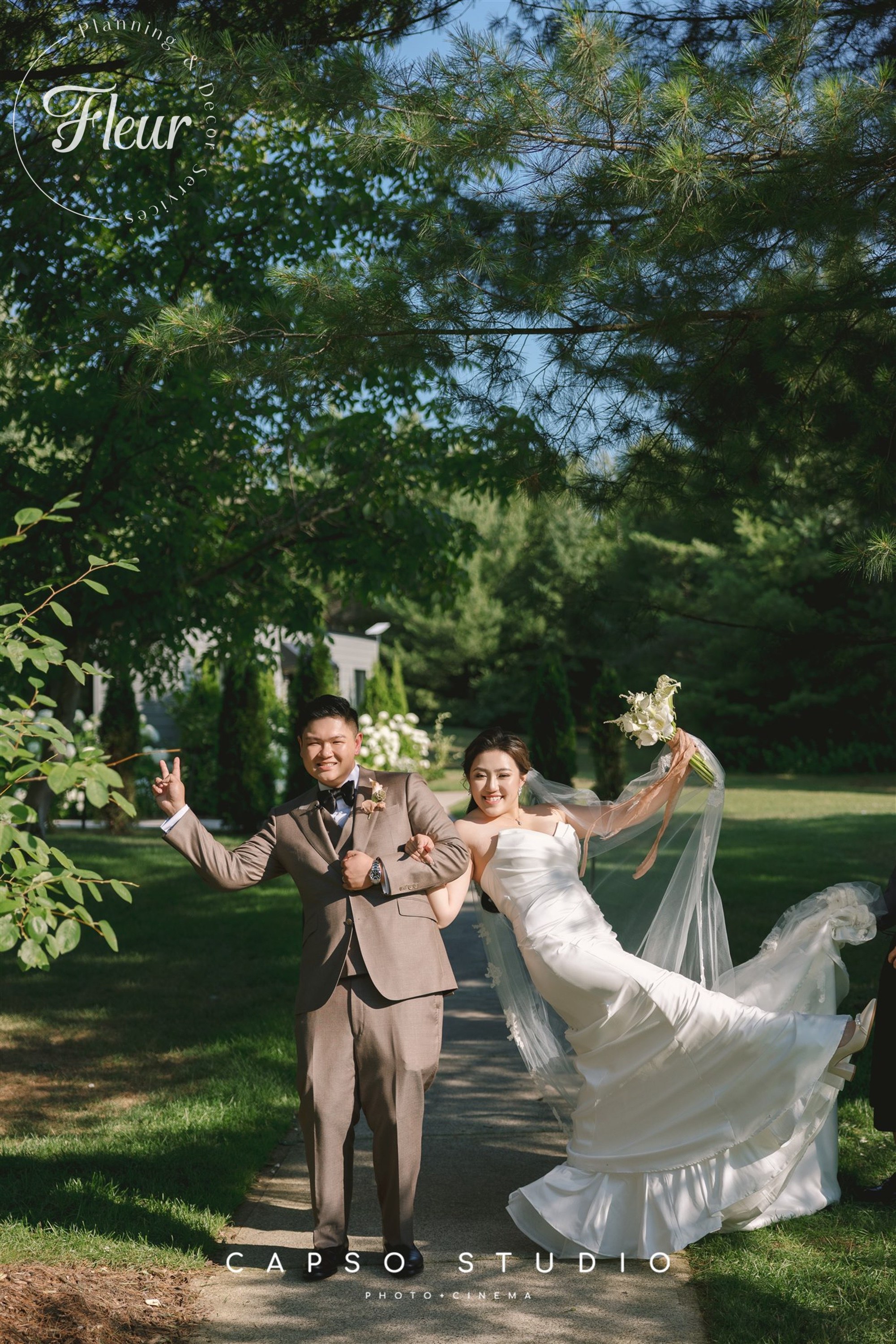 fleurweddings_QueenieRonald_threefeathersterrace39
