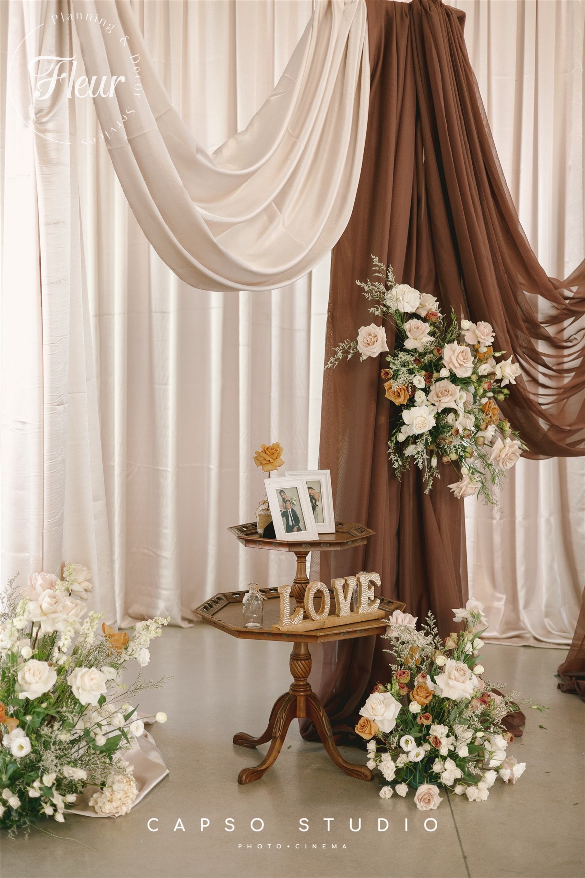 fleurweddings_QueenieRonald_threefeathersterrace42