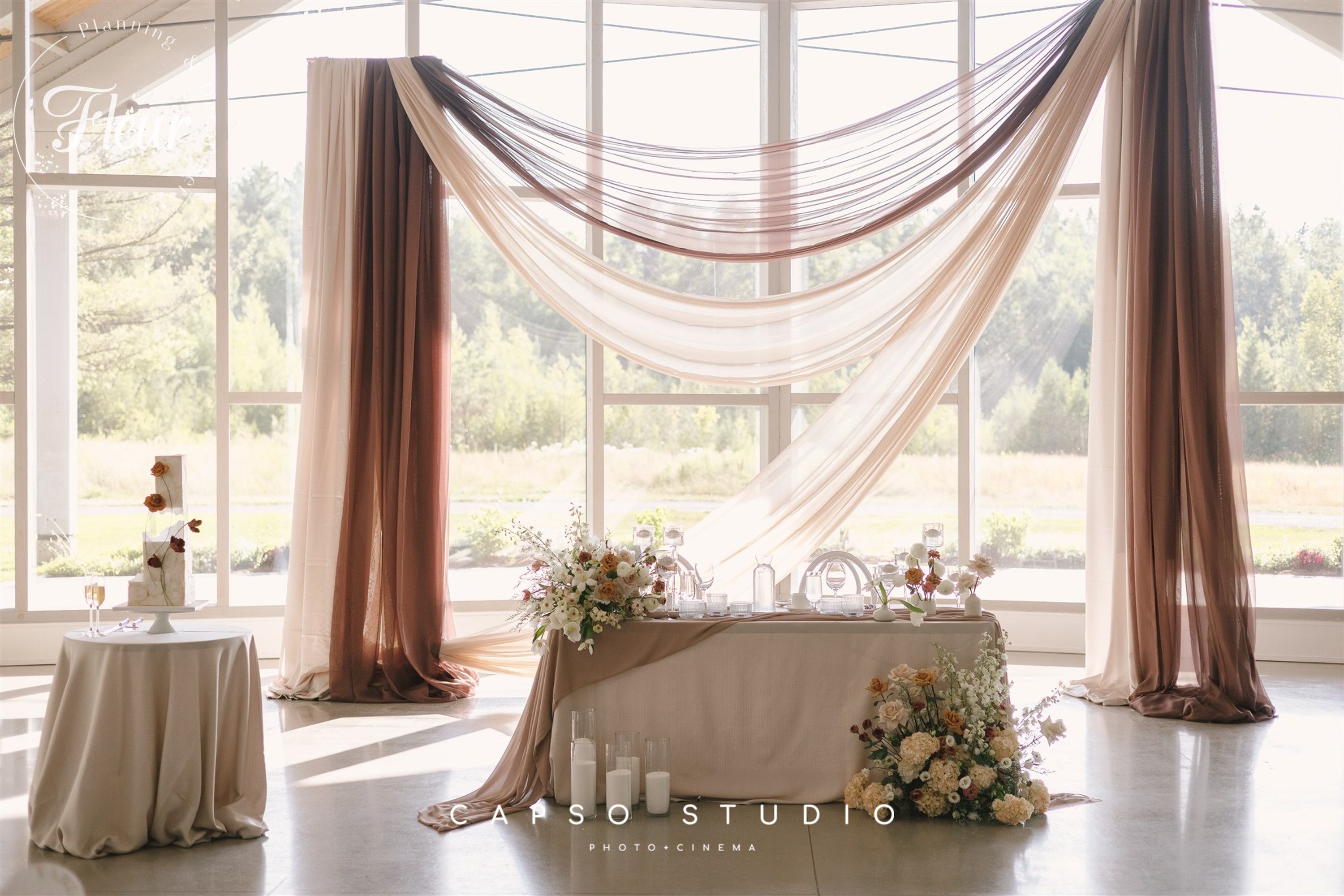 fleurweddings_QueenieRonald_threefeathersterrace43