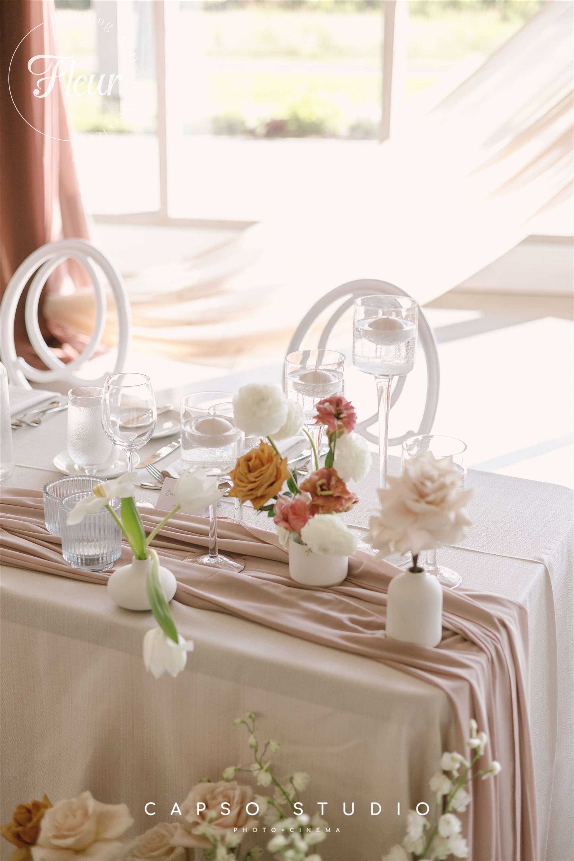 fleurweddings_QueenieRonald_threefeathersterrace45