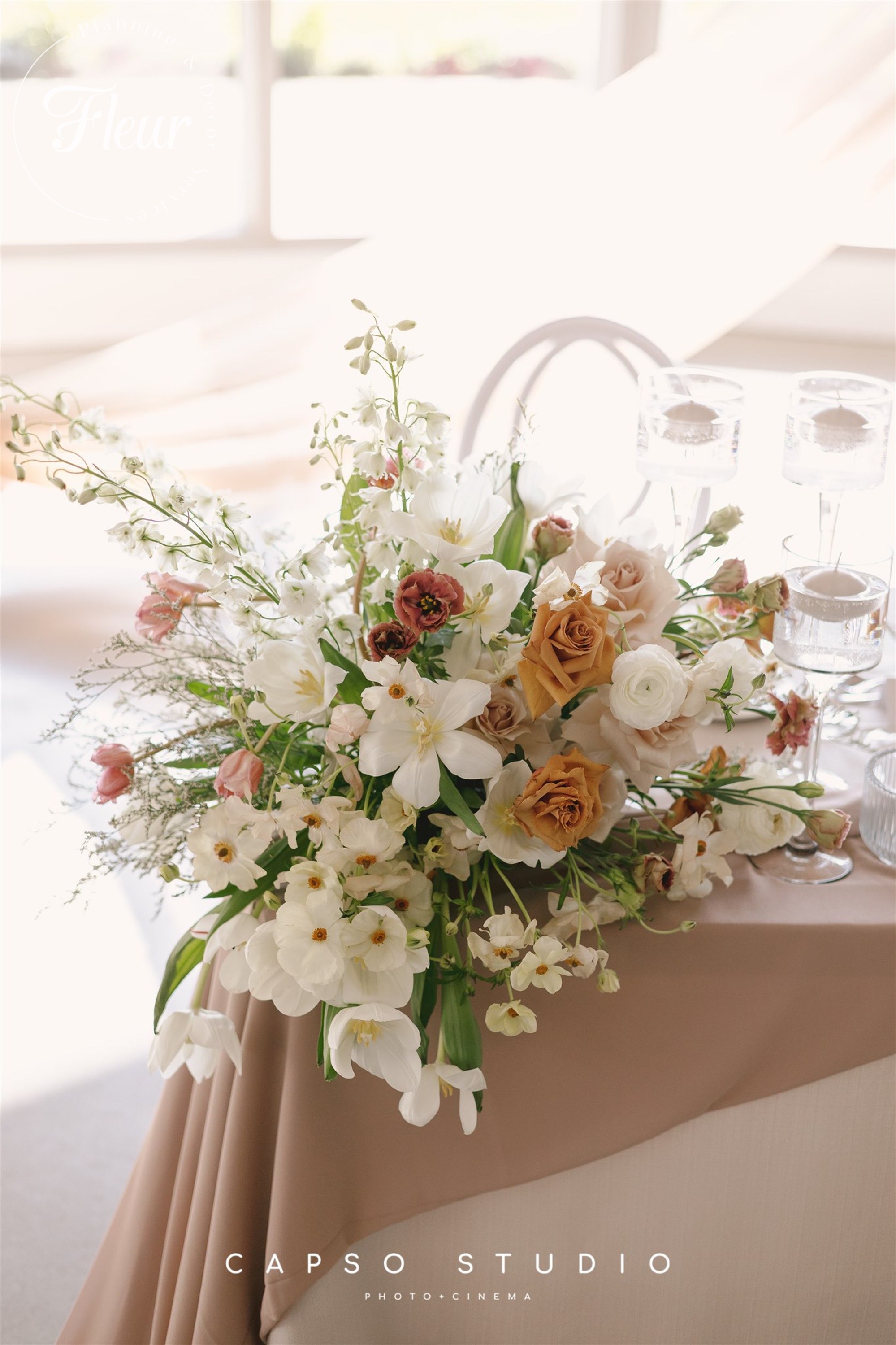 fleurweddings_QueenieRonald_threefeathersterrace47