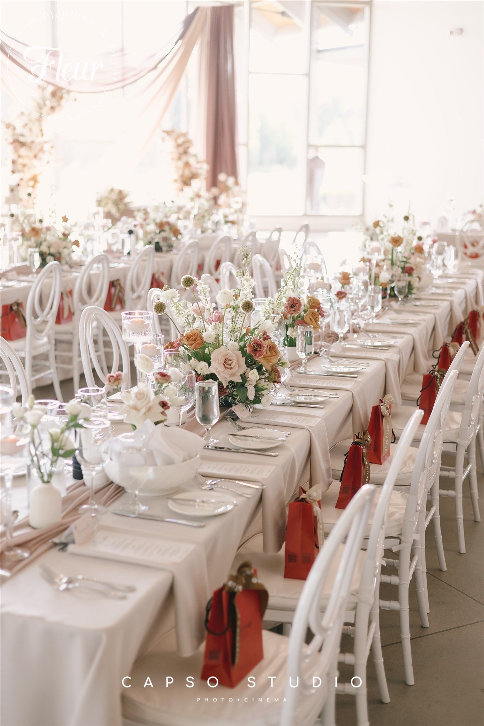 fleurweddings_QueenieRonald_threefeathersterrace60