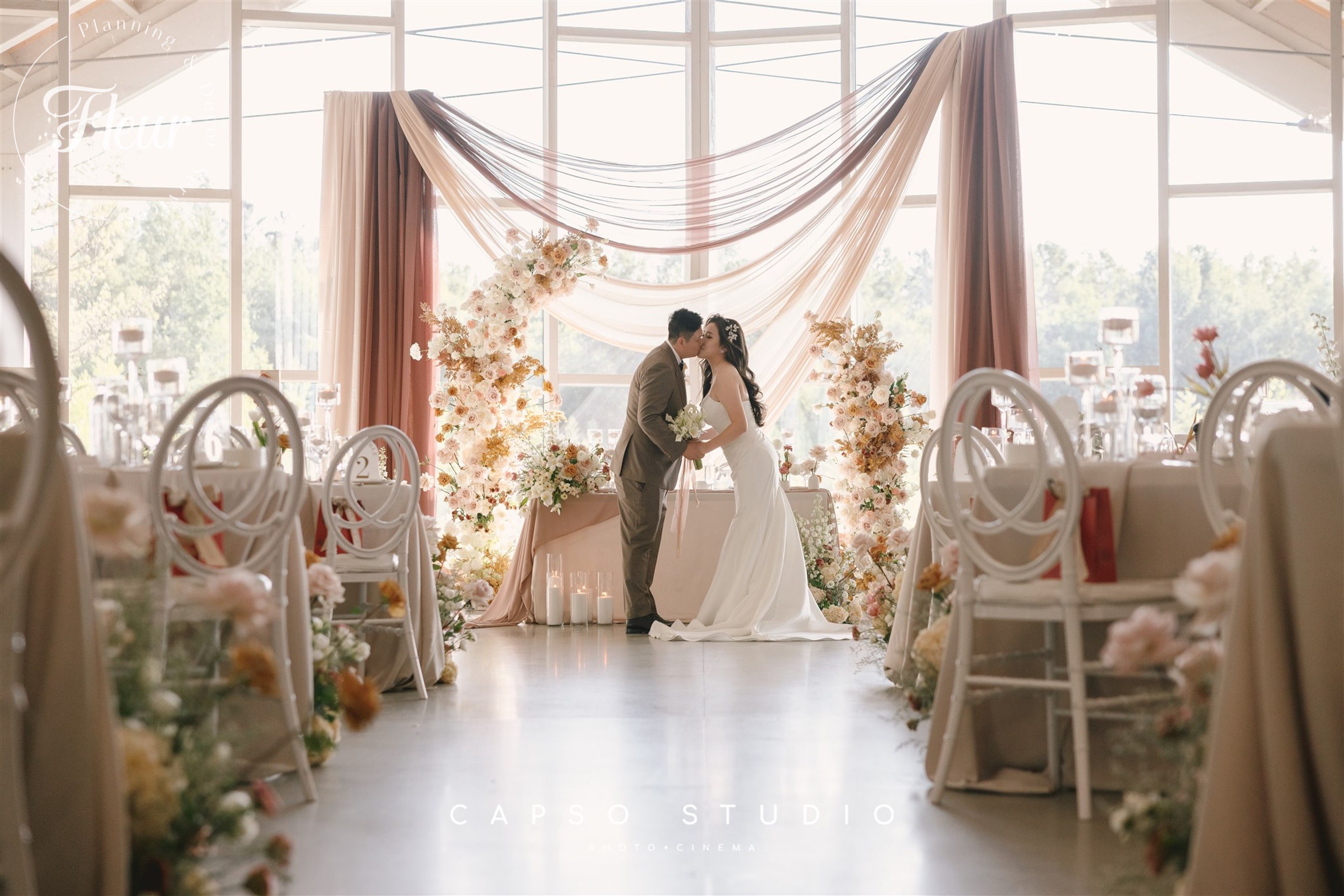 fleurweddings_QueenieRonald_threefeathersterrace69