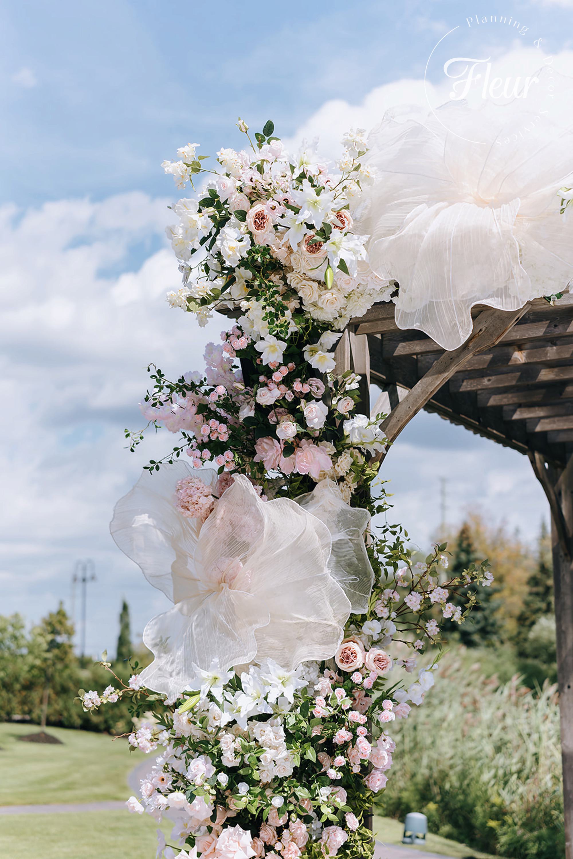fleurweddings_arlingtonestate_karmenluca15