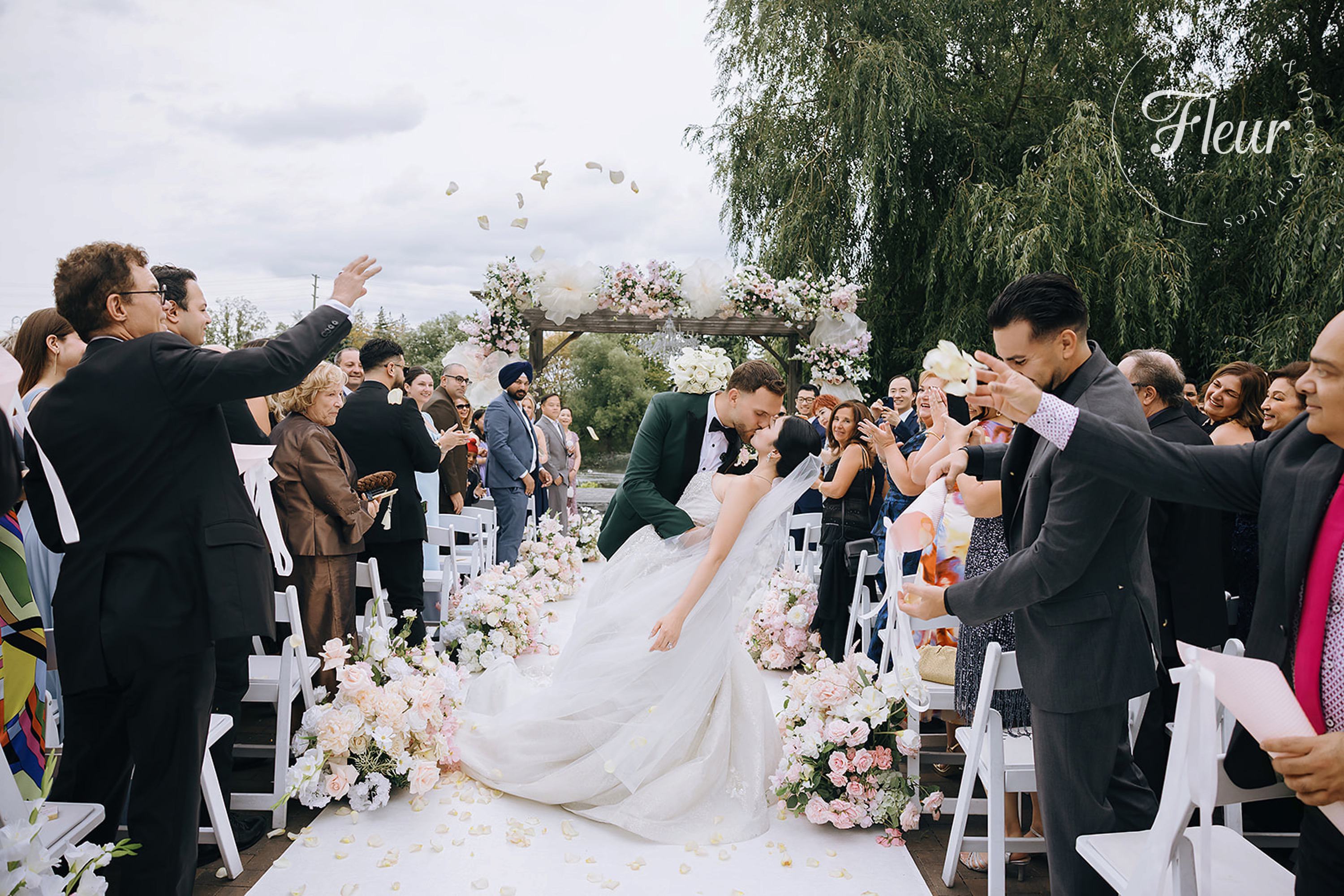 fleurweddings_arlingtonestate_karmenluca42