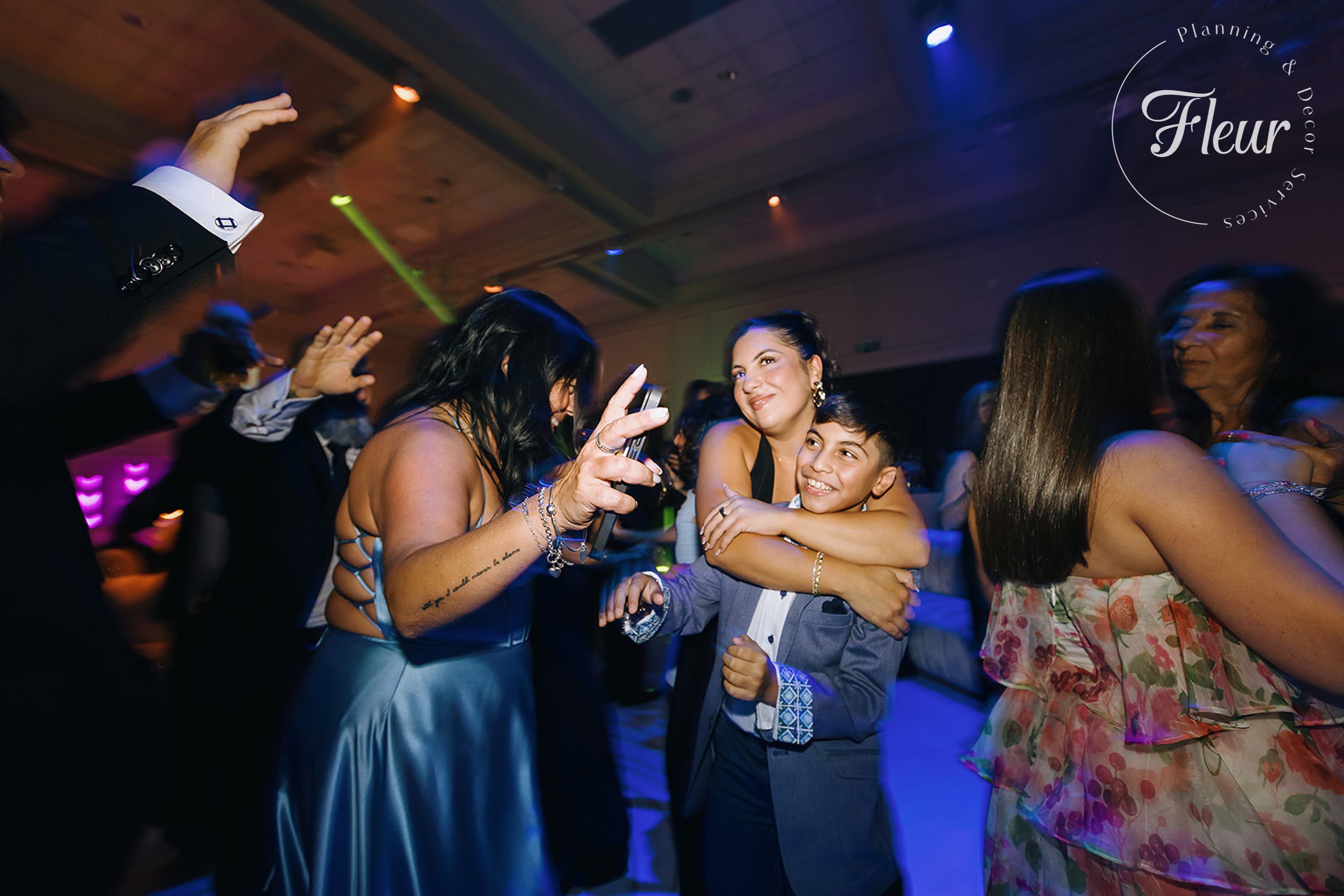 fleurweddings_arlingtonestate_karmenluca63