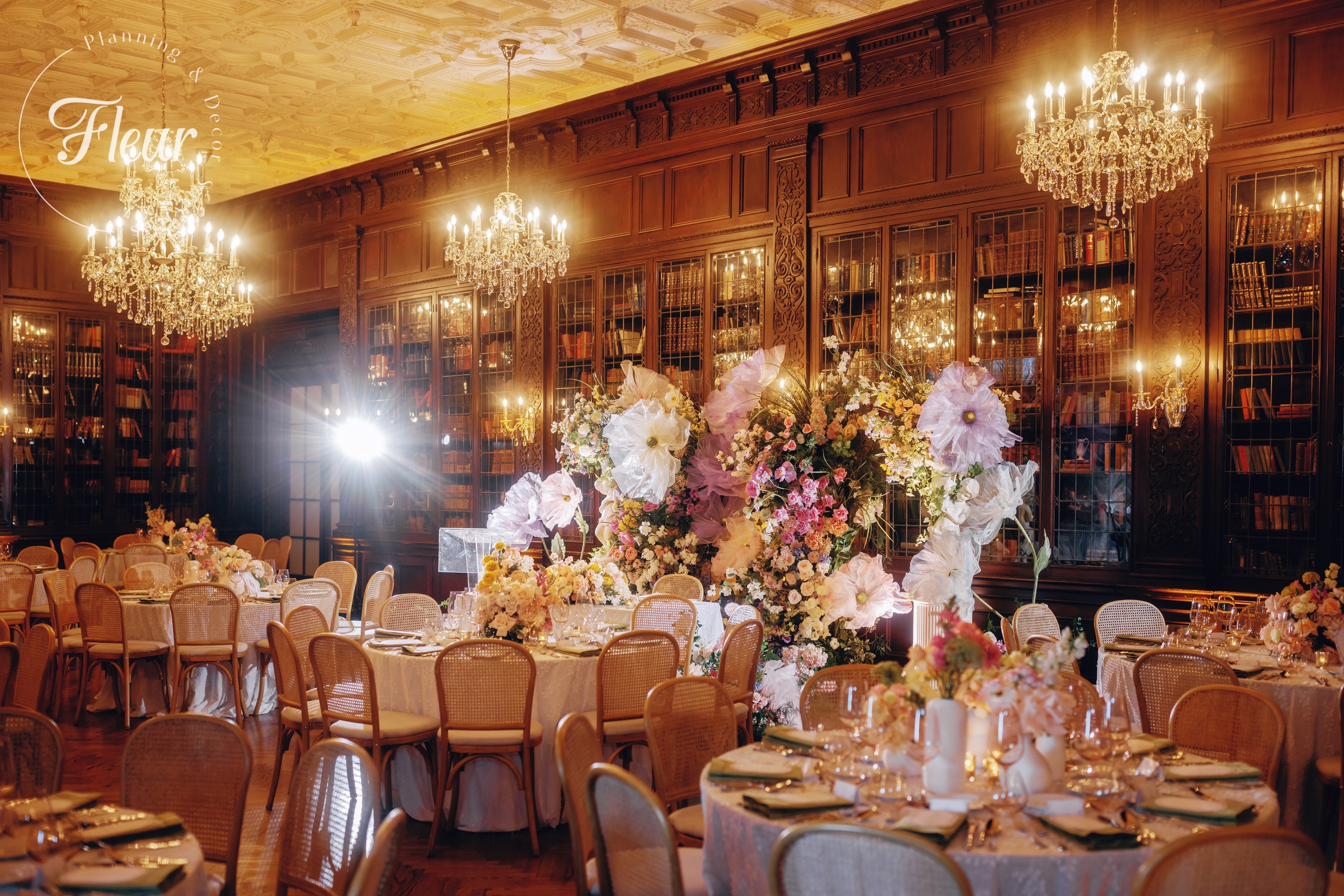 fleurweddings_casaloma_sabrinajeffrey53