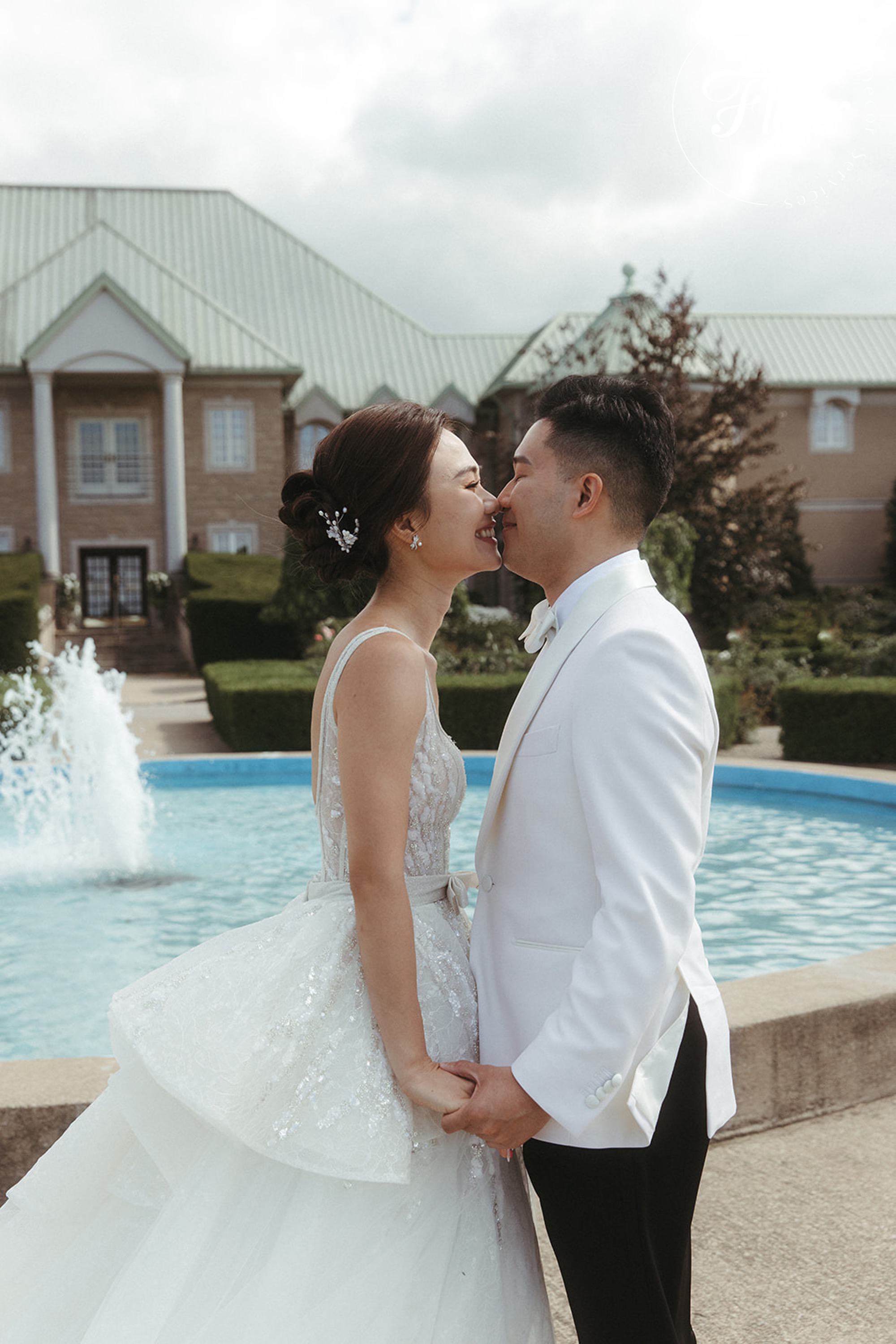 fleurweddings_chateaudescharmes_janealex18