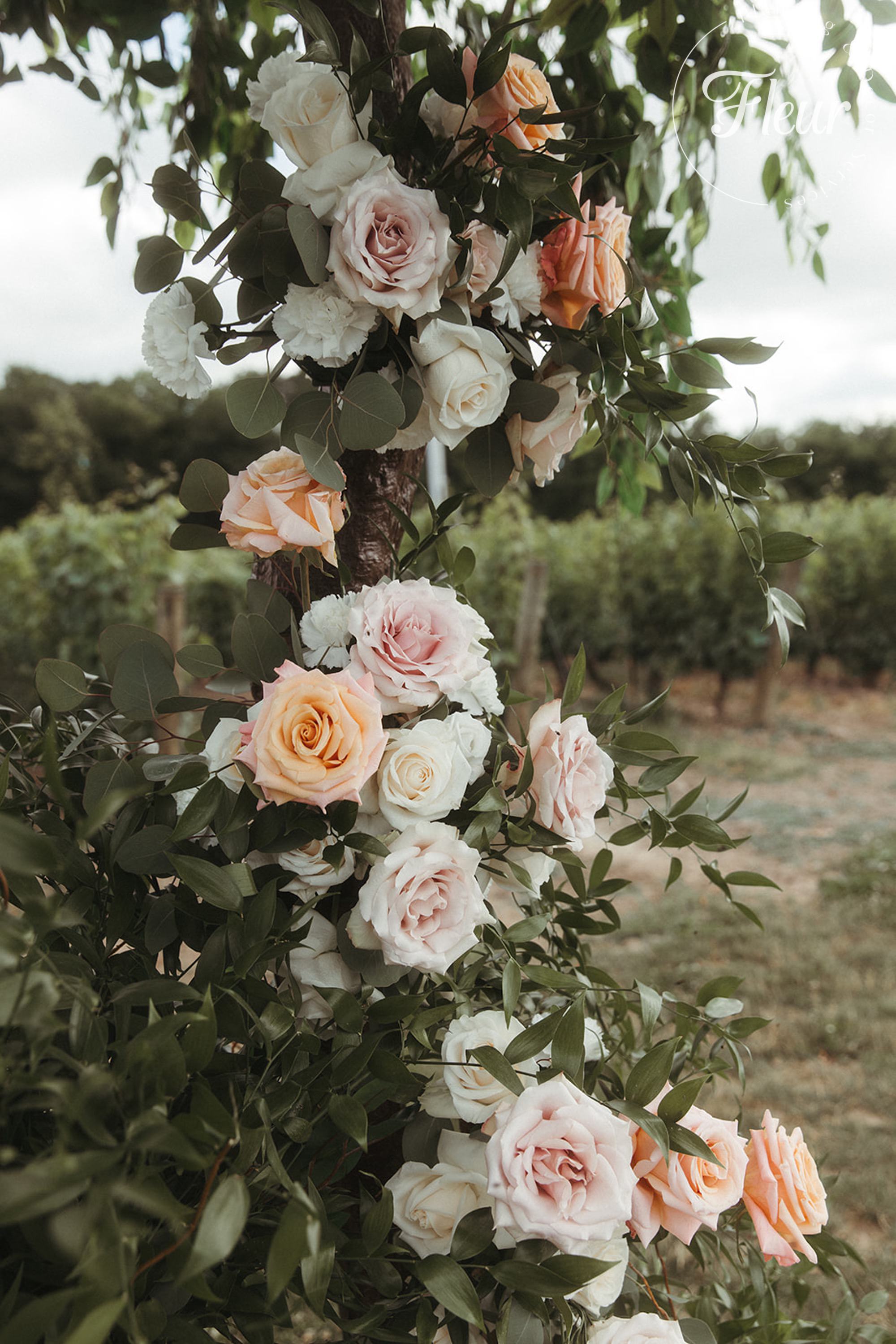 fleurweddings_chateaudescharmes_janealex31