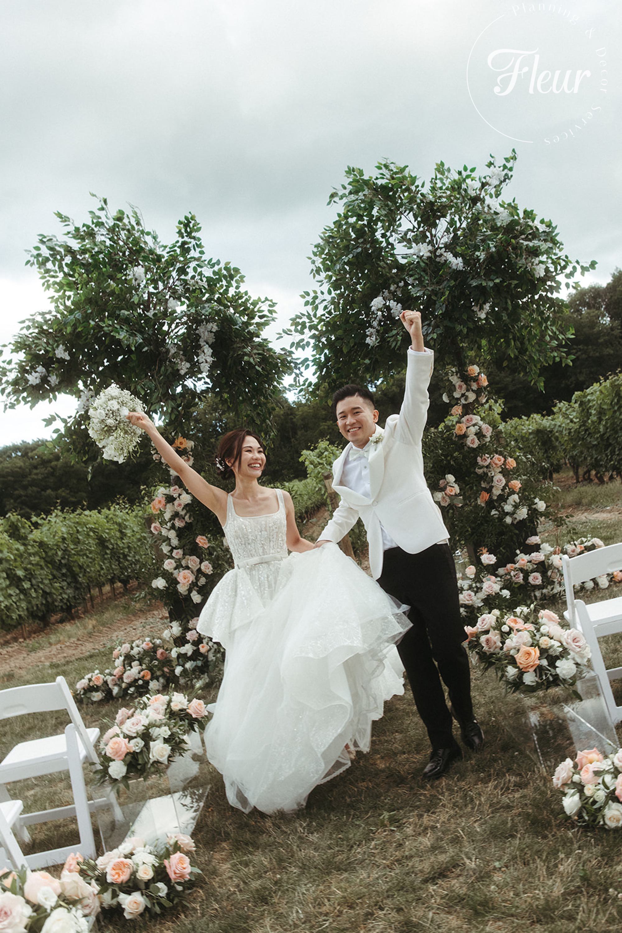 fleurweddings_chateaudescharmes_janealex37