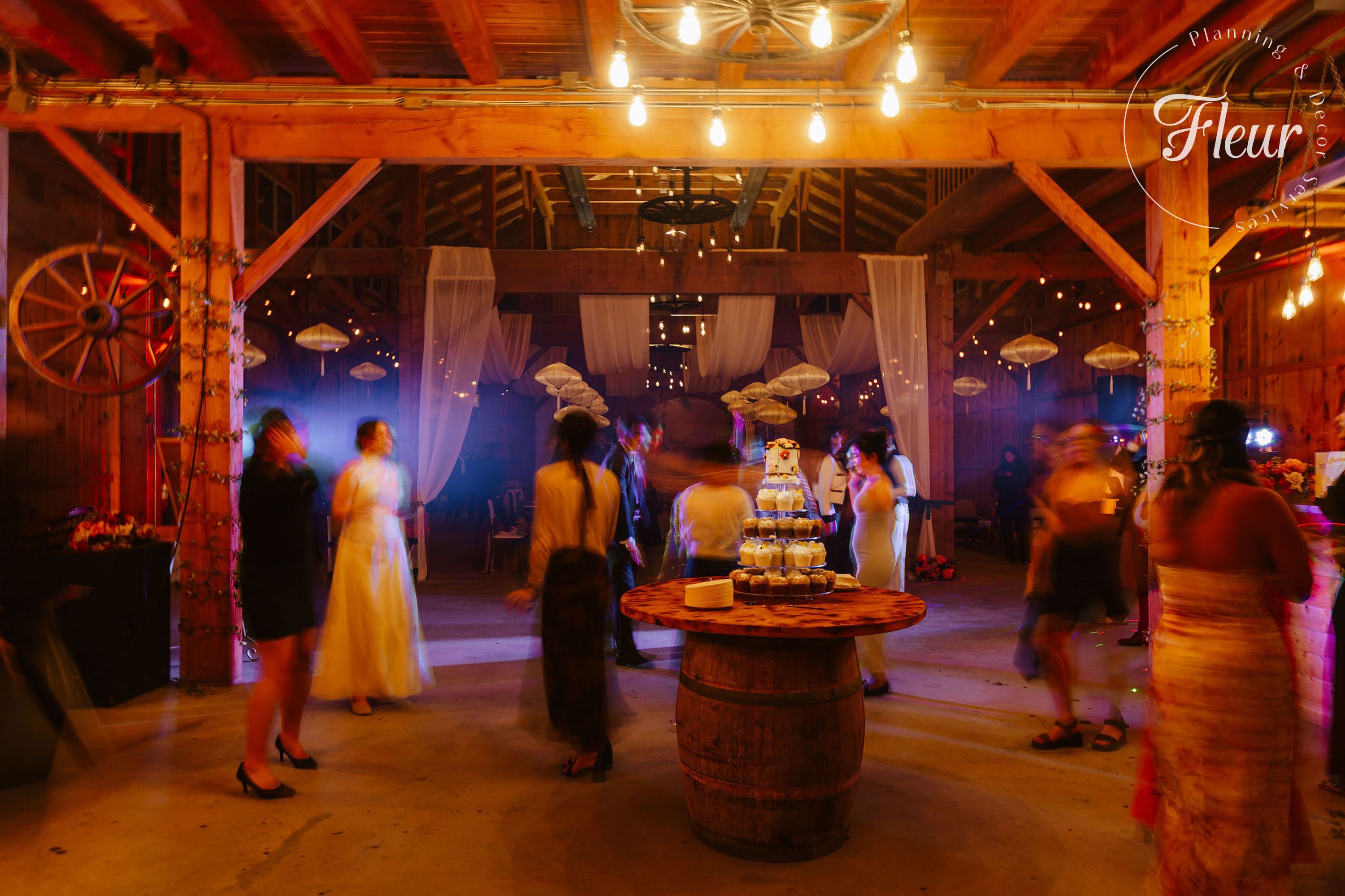 fleurweddings_chestnutcreek_kloemichael24
