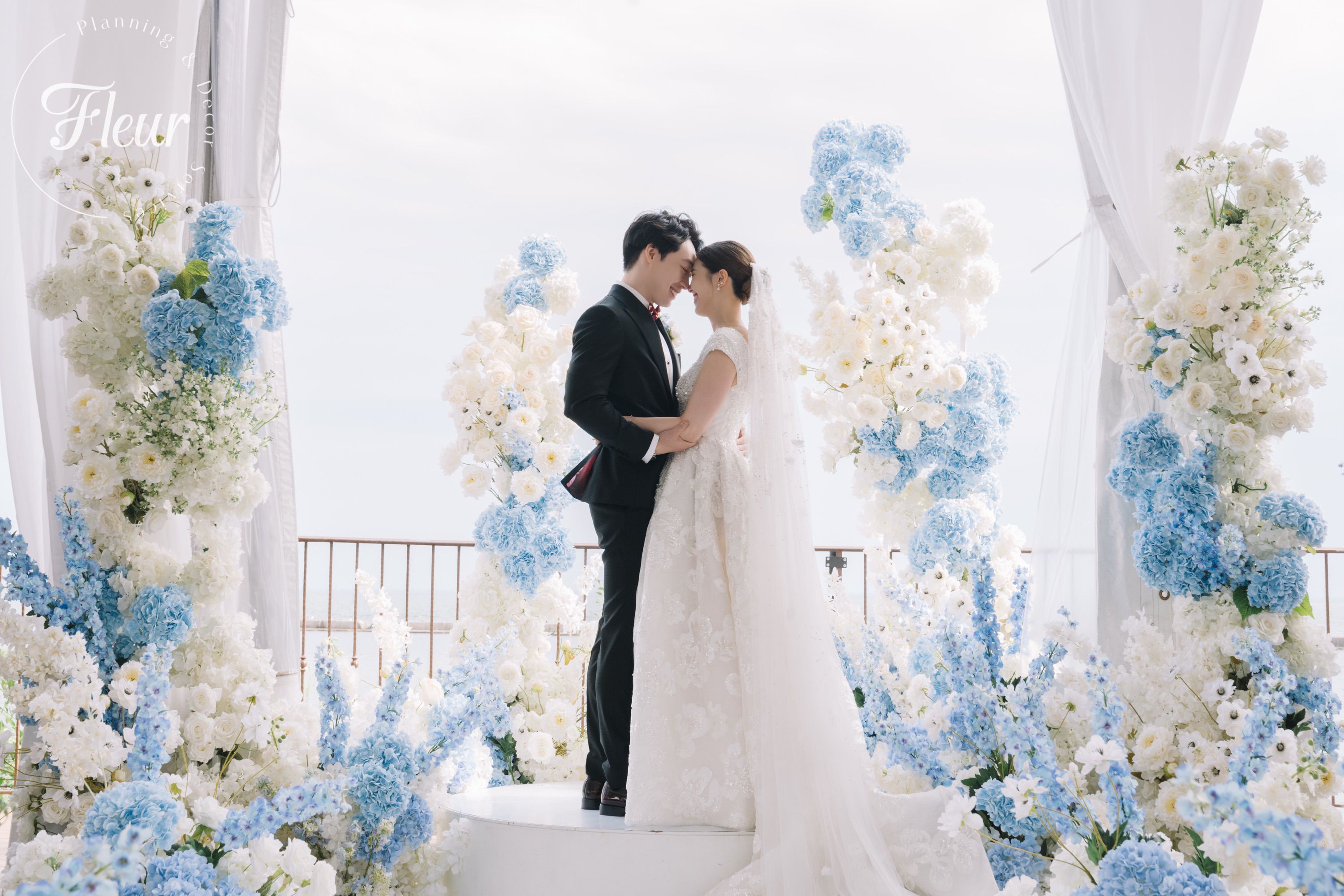 fleurweddings_phoebechris_palaisroyale36