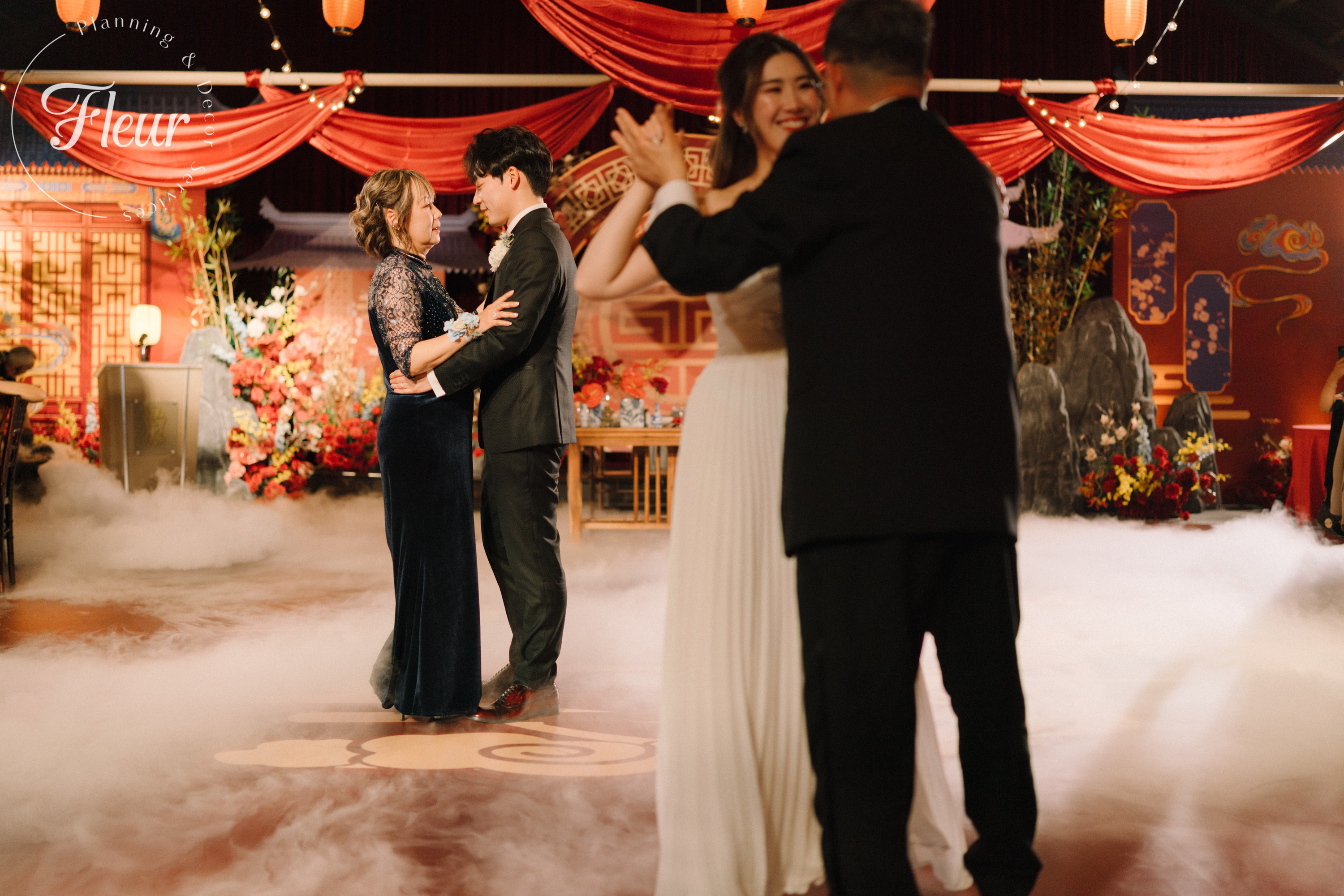 fleurweddings_phoebechris_palaisroyale49