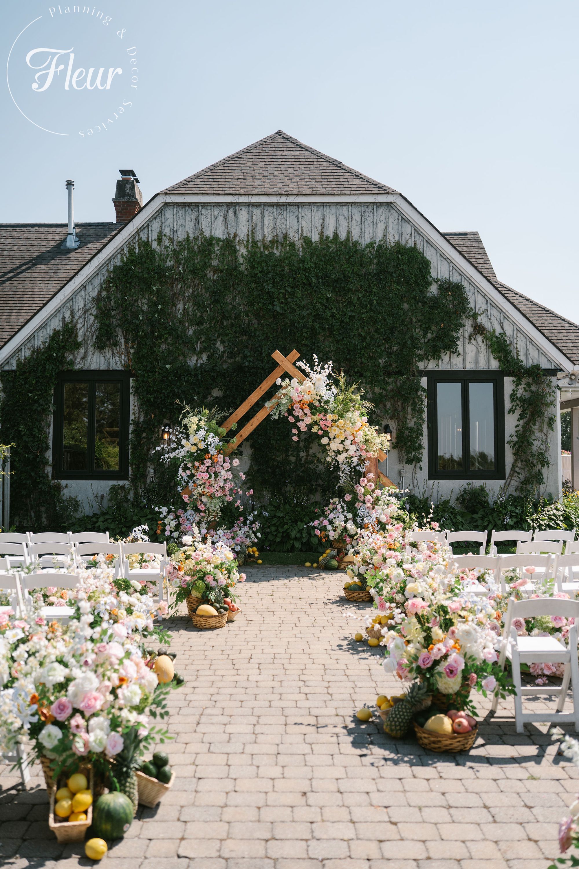 fleurweddings_waterstoneestateandfarm_floriaseth6