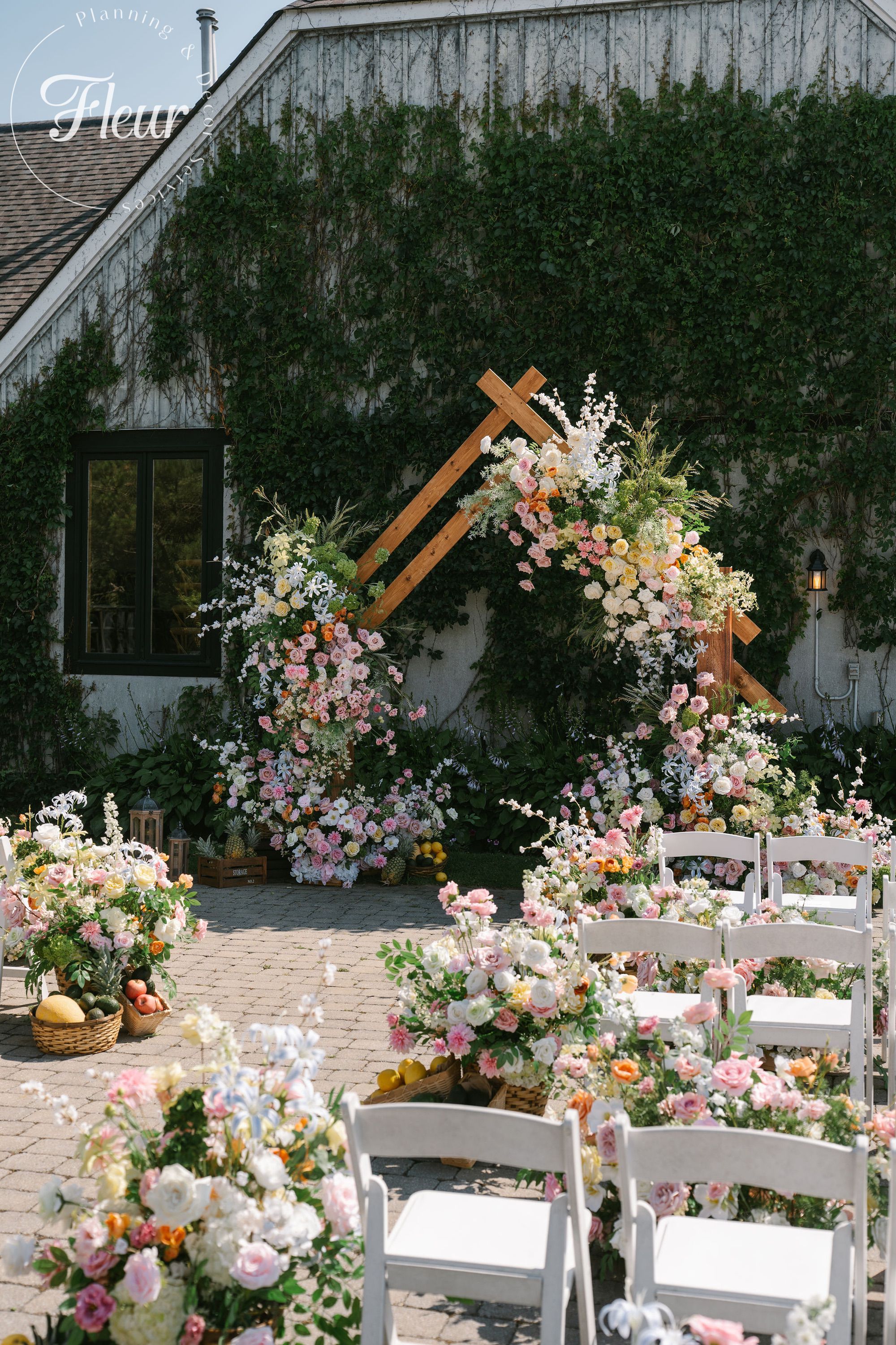 fleurweddings_waterstoneestateandfarm_floriaseth8