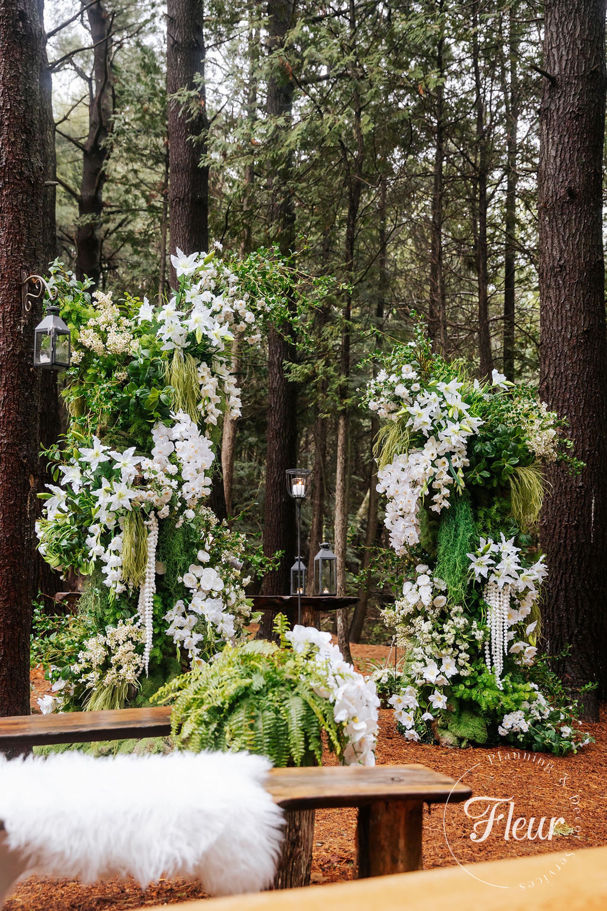 fleurweddings_whisperingsprings_sabrinajason34
